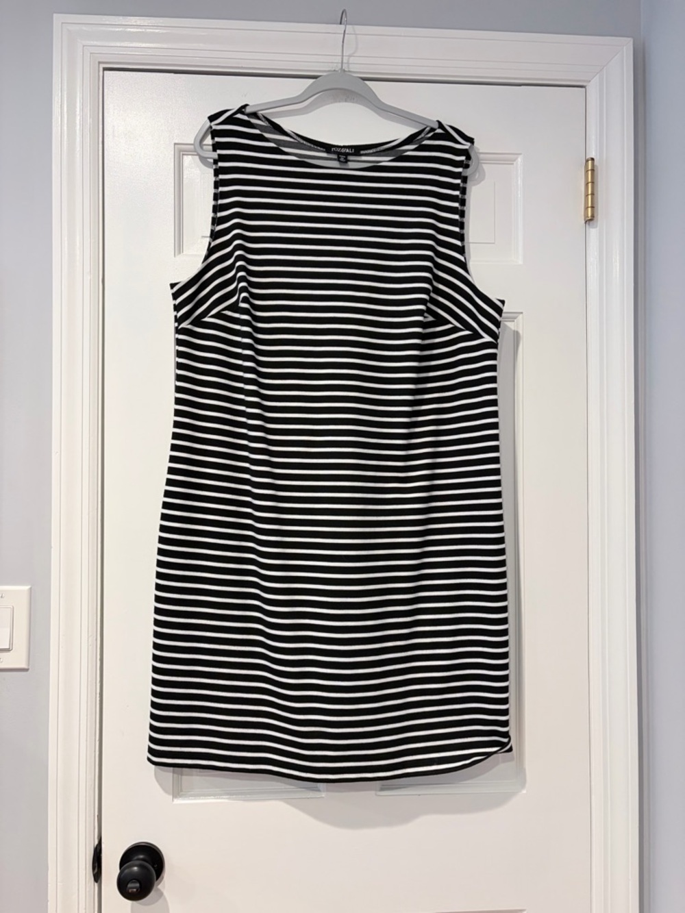 Roz & Ali Black White Striped Sleeveless Dress 2X Stretch